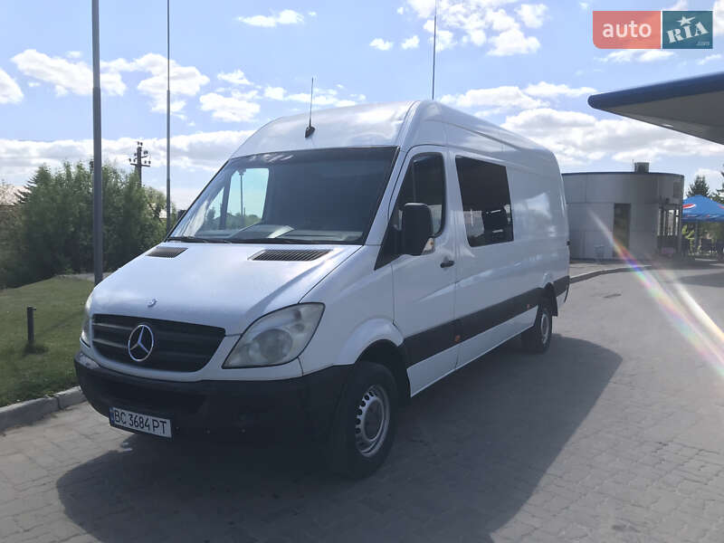 Грузовой фургон Mercedes-Benz Sprinter 2009 в Самборе
