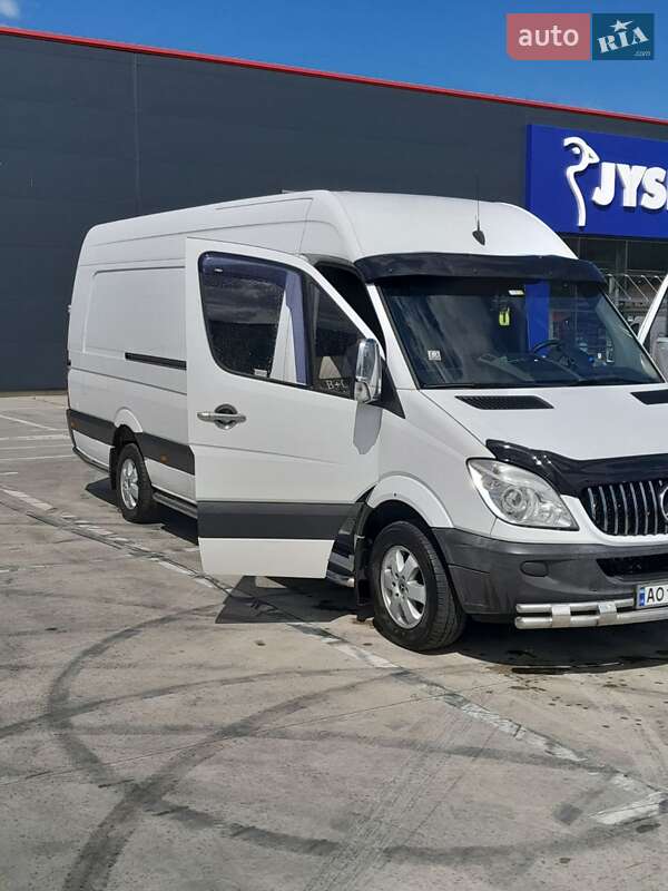Інші автобуси Mercedes-Benz Sprinter 2012 в Тячеві