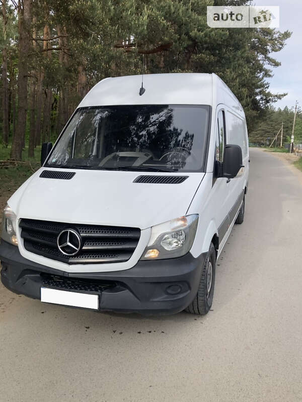 Вантажний фургон Mercedes-Benz Sprinter 2017 в Львові