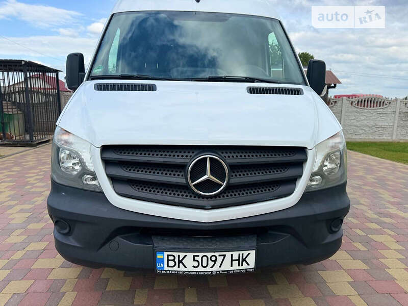 Грузовой фургон Mercedes-Benz Sprinter 2015 в Дубно