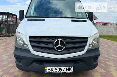 Грузовой фургон Mercedes-Benz Sprinter 2015 в Дубно