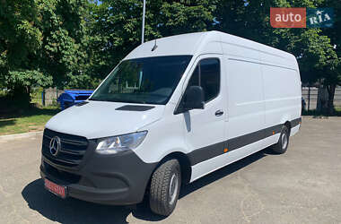 Грузовой фургон Mercedes-Benz Sprinter 2020 в 