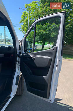 Грузовой фургон Mercedes-Benz Sprinter 2020 в 