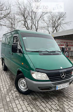 Грузовой фургон Mercedes-Benz Sprinter 2002 в Александрие