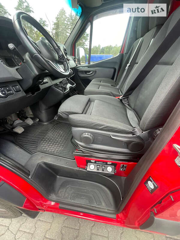 Вантажний фургон Mercedes-Benz Sprinter 2019 в Снятині фото 38 Вантажний фургон Mercedes-Benz Sprinter 2019 в Снятині