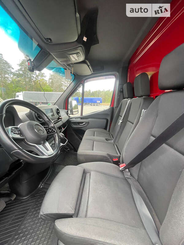 Вантажний фургон Mercedes-Benz Sprinter 2019 в Снятині фото 41 Вантажний фургон Mercedes-Benz Sprinter 2019 в Снятині