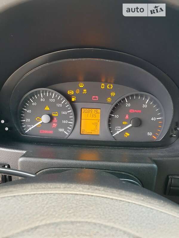 Грузовой фургон Mercedes-Benz Sprinter 2016 в Новомиргороде