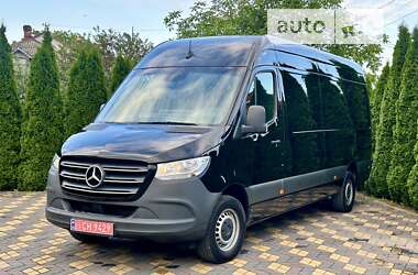 Грузовой фургон Mercedes-Benz Sprinter 2021 в Самборе