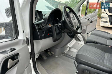 Тентований Mercedes-Benz Sprinter 2010 в 