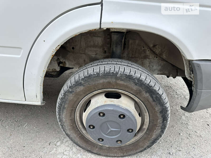 Грузовой фургон Mercedes-Benz Sprinter 2003 в Хмельницком