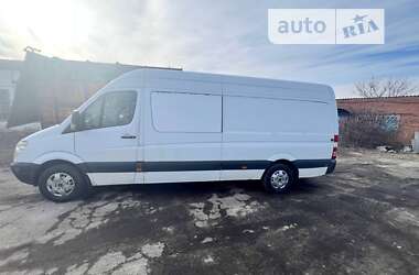 Грузовой фургон Mercedes-Benz Sprinter 2009 в 
