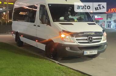 Микроавтобус Mercedes-Benz Sprinter 2012 в 