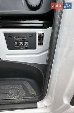 Грузовой фургон Mercedes-Benz Sprinter 2019 в 