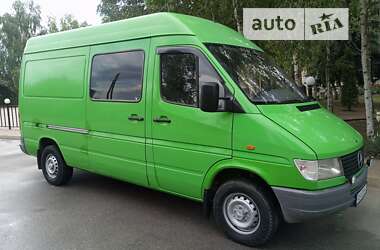 Грузопассажирский фургон Mercedes-Benz Sprinter 1998 в Ямполе