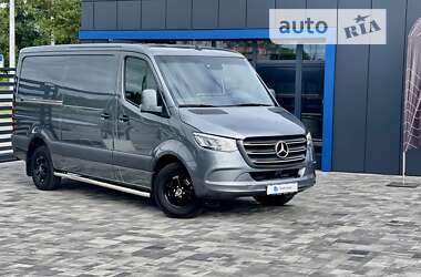 Грузовой фургон Mercedes-Benz Sprinter 2018 в Ровно