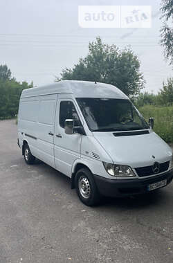 Грузовой фургон Mercedes-Benz Sprinter 2004 в Рава-Русской