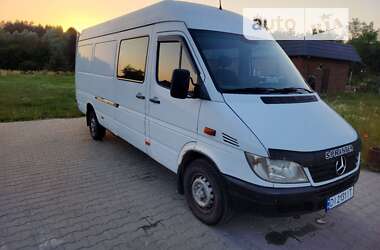 Грузопассажирский фургон Mercedes-Benz Sprinter 2004 в Львове