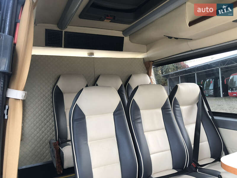 Микроавтобус Mercedes-Benz Sprinter 2004 в Черновцах