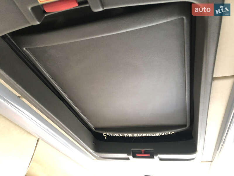 Микроавтобус Mercedes-Benz Sprinter 2004 в Черновцах