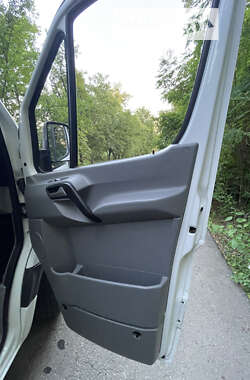 Вантажний фургон Mercedes-Benz Sprinter 2012 в 