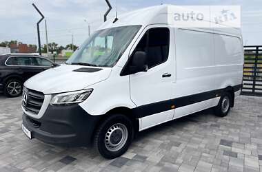 Вантажний фургон Mercedes-Benz Sprinter 2019 в Рівному