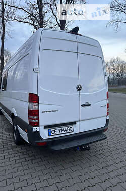 Грузовой фургон Mercedes-Benz Sprinter 2015 в 