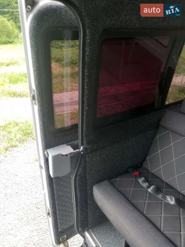 Мікроавтобус Mercedes-Benz Sprinter 2004 в Міжгір'ї