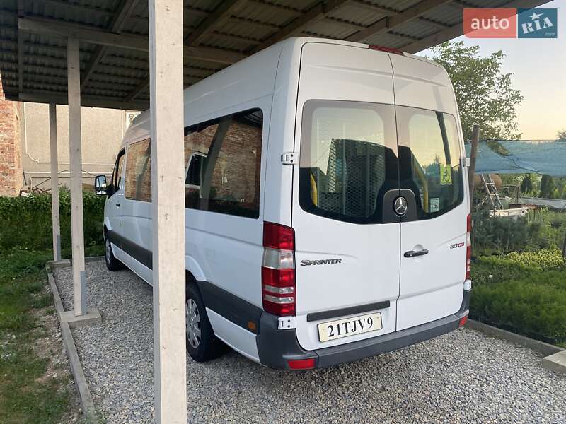 Микроавтобус Mercedes-Benz Sprinter 2011 в Ивано-Франковске
