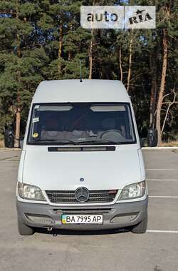 Вантажний фургон Mercedes-Benz Sprinter 2006 в Світловодську