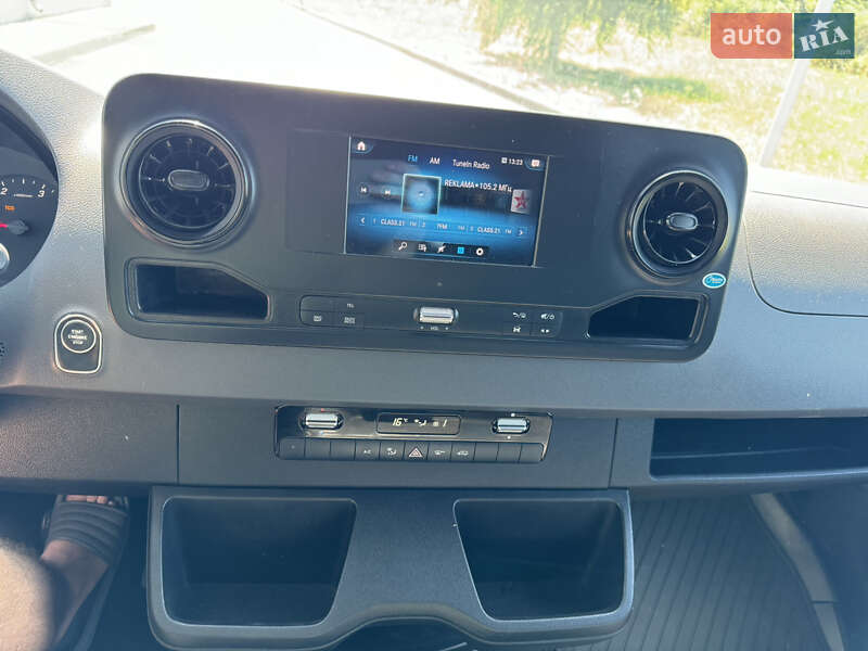 Грузовой фургон Mercedes-Benz Sprinter 2019 в Виноградове фото 5 Грузовой фургон Mercedes-Benz Sprinter 2019 в Виноградове