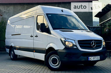 Вантажний фургон Mercedes-Benz Sprinter 2017 в Іршаві