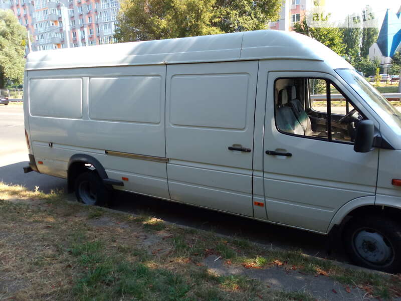 Грузовой фургон Mercedes-Benz Sprinter 2004 в Киеве