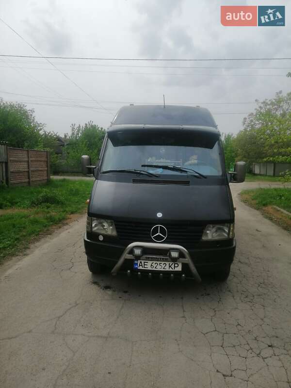 Городской автобус Mercedes-Benz Sprinter 1999 в Кривом Роге