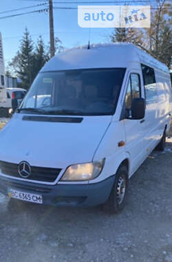 Вантажопасажирський фургон Mercedes-Benz Sprinter 2005 в Червонограді