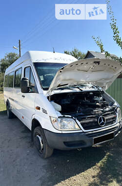 Туристический / Междугородний автобус Mercedes-Benz Sprinter 2005 в Харькове