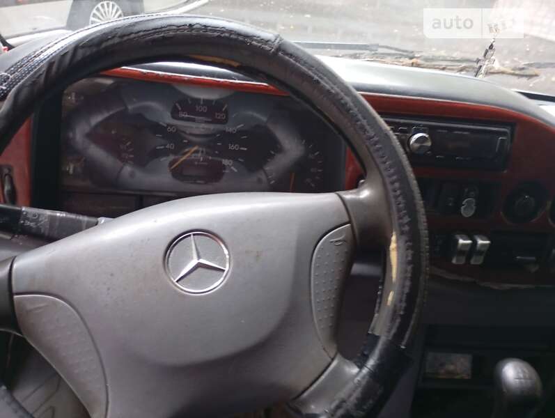Мікроавтобус Mercedes-Benz Sprinter 1995 в Одесі фото 8 Мікроавтобус Mercedes-Benz Sprinter 1995 в Одесі