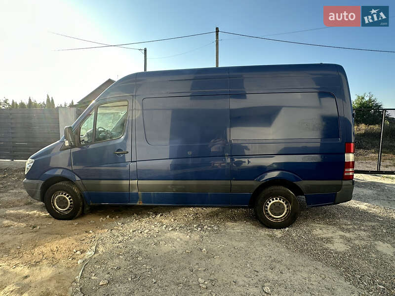 Грузовой фургон Mercedes-Benz Sprinter 2011 в Киеве фото 4 Грузовой фургон Mercedes-Benz Sprinter 2011 в Киеве