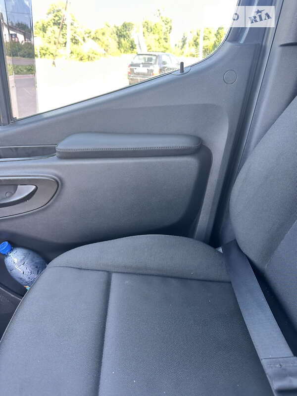 Грузопассажирский фургон Mercedes-Benz Sprinter 2019 в Хотине