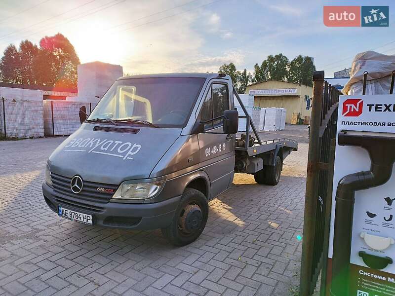 Эвакуатор Mercedes-Benz Sprinter 2001 в Днепре фото 2 Эвакуатор Mercedes-Benz Sprinter 2001 в Днепре
