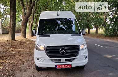 Вантажний фургон Mercedes-Benz Sprinter 2021 в Рівному