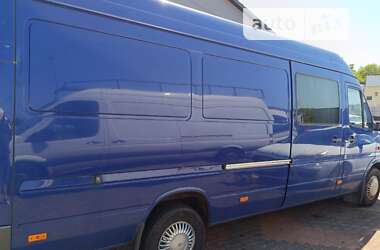 Вантажопасажирський фургон Mercedes-Benz Sprinter 2004 в Чернівцях