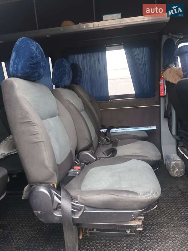 Мікроавтобус Mercedes-Benz Sprinter 2004 в Калуші