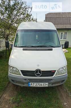 Грузопассажирский фургон Mercedes-Benz Sprinter 2005 в Косове