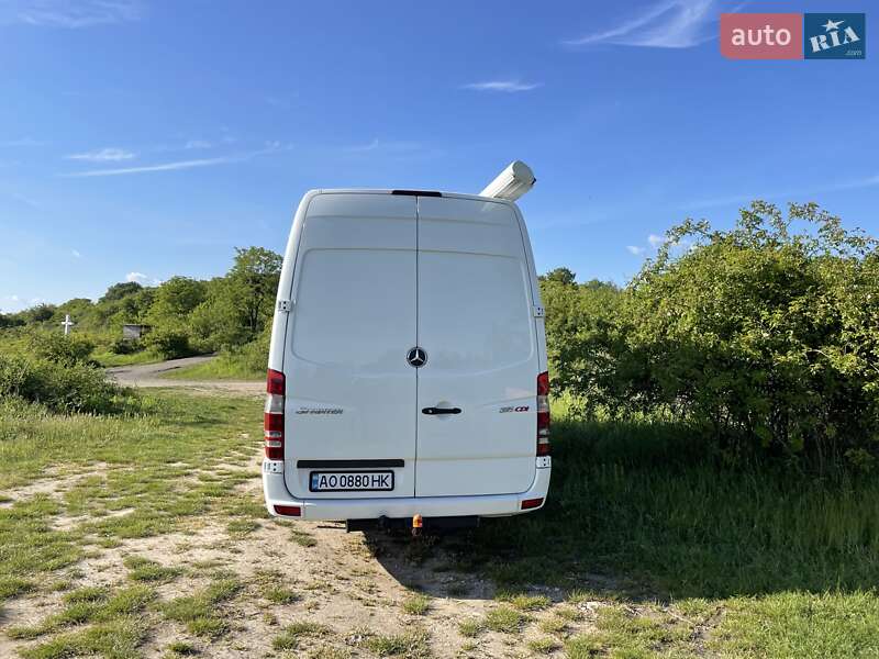 Дом на колесах Mercedes-Benz Sprinter 2011 в Ужгороде