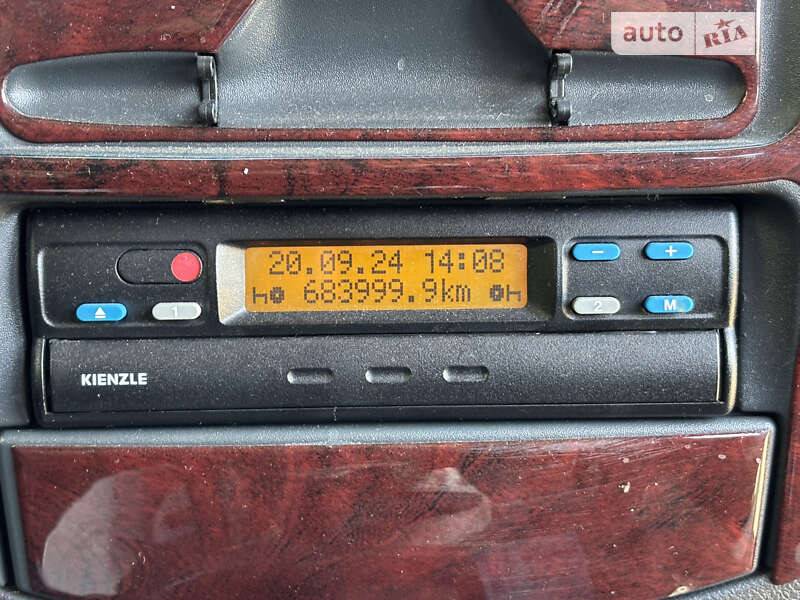 Вантажопасажирський фургон Mercedes-Benz Sprinter 2001 в Кіцмані