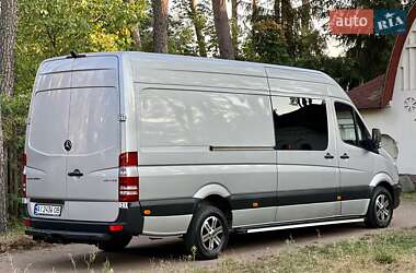 Вантажопасажирський фургон Mercedes-Benz Sprinter 2013 в Києві