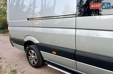 Вантажопасажирський фургон Mercedes-Benz Sprinter 2013 в Києві