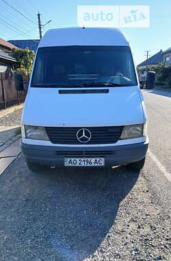 Грузовой фургон Mercedes-Benz Sprinter 1999 в Иршаве