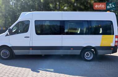 Пригородный автобус Mercedes-Benz Sprinter 2011 в 