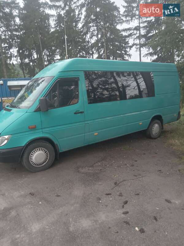 Микроавтобус Mercedes-Benz Sprinter 2002 в Бучаче
